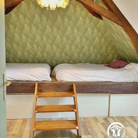 Domaine Des Mazures, 17 Personnes * Niafles