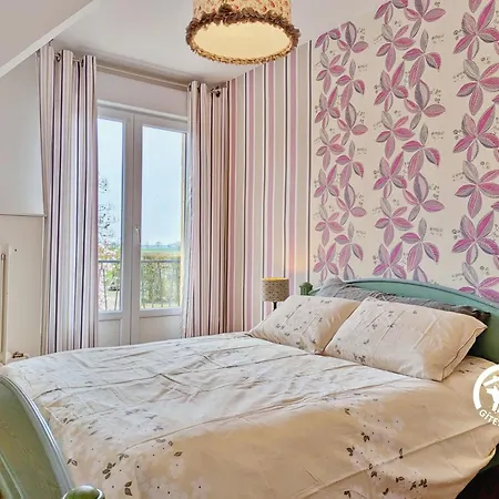 Domaine Des Mazures, 17 Personnes بيت للعطل *