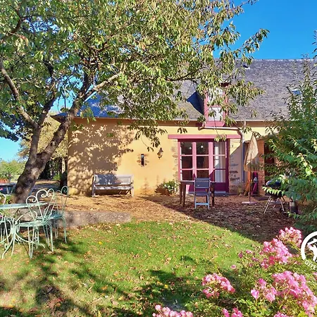 Domaine Des Mazures, 17 Personnes *