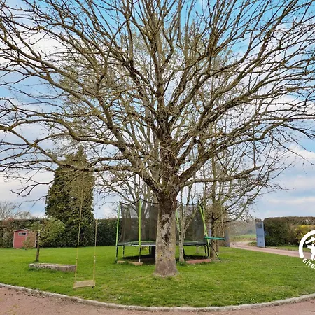 Domaine Des Mazures, 17 Personnes * Niafles