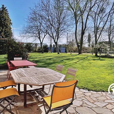 Domaine Des Mazures, 17 Personnes Niafles