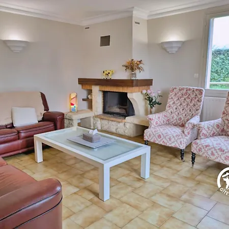 Domaine Des Mazures, 17 Personnes * Niafles