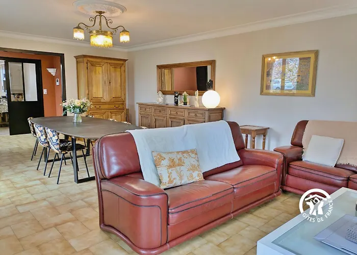 Domaine Des Mazures, 17 Personnes Niafles