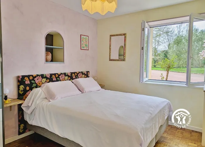 Domaine Des Mazures, 17 Personnes Niafles